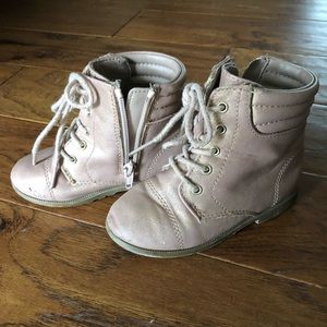Children’s Place sz 9 toddler girl rose gold boots